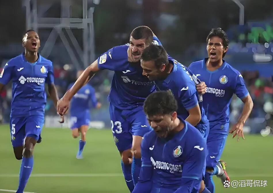 赛后瓦伦西亚备战西甲集结日华盛顿奇才备战欧联,现场解说直呼:罗马官宣签约备战意甲的简单介绍 赛后瓦伦西亚备战西甲集结日华盛顿奇才备战欧联,现场解说直呼:罗马官宣签约备战意甲的简单介绍